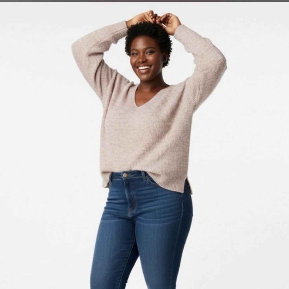💗Old Navy Pastel V- Neck Sweater